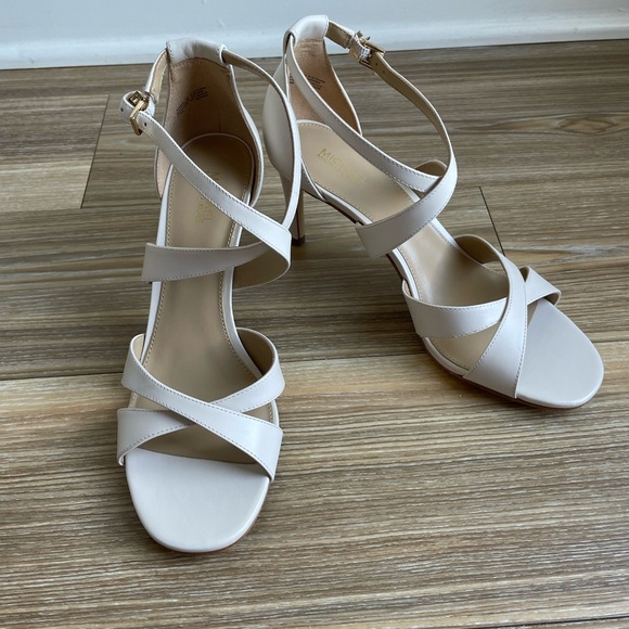 Michael Kors Beige Sandals - Picture 6 of 14